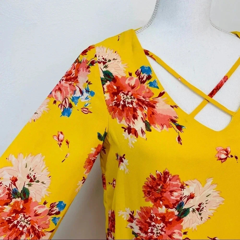 AUW Floral Short Dress Small Yellow Red‎ Sheer Lined Long Bell Sleeve  Key Hole - Picture 4 of 13